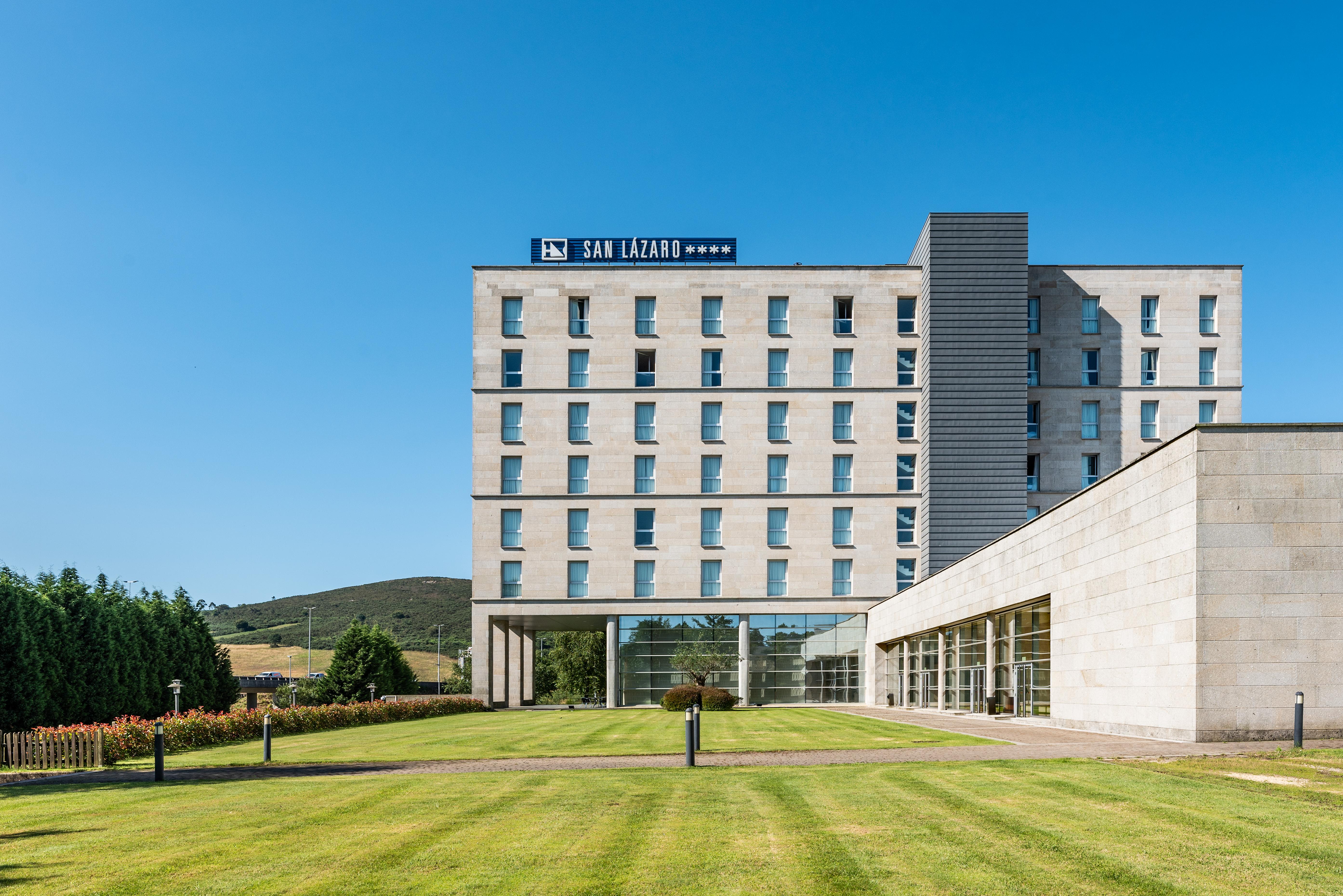 Eurostars San Lazaro Hotel A Torre Branca Exterior photo
